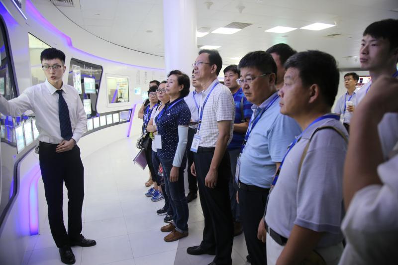 ���^�w��Ϻ�����Ϣ�����O�ɹ���չ